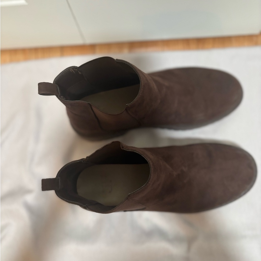 Nola Chocolate Brown Boots - Picture 6 of 8